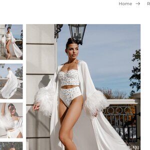 Linnicaro Atelier Water Lily Silk Bridal Robe | VOIR Bride